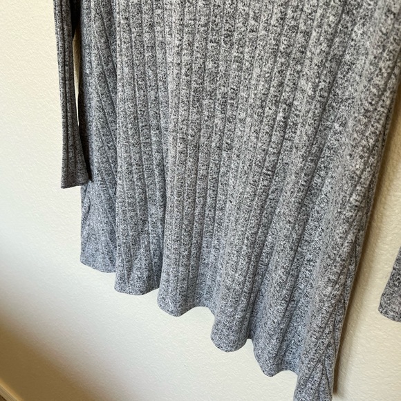 Mossimo Supply Co | Gray Long-Sleeve Short Sweater Dress - Picture 10 of 11